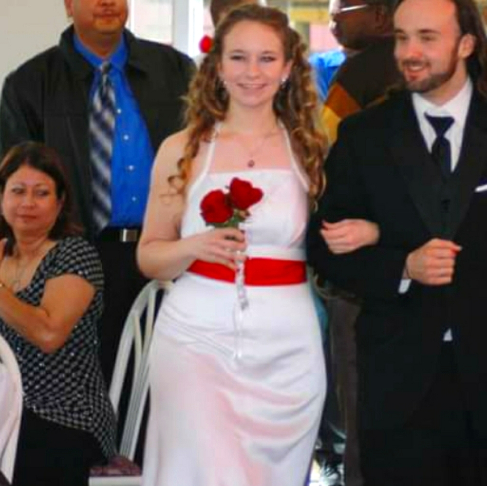 White tea-length dress, dyable size 8 (i think)